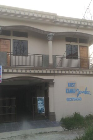 Front of property - Hotel O Elang Homestay (Pekanbaru)