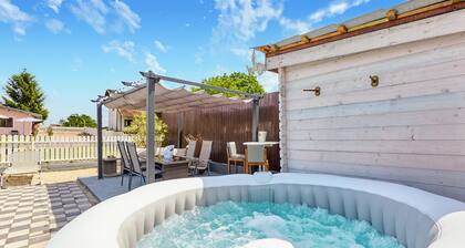 Beautiful home in Budrovac with Wi-Fi