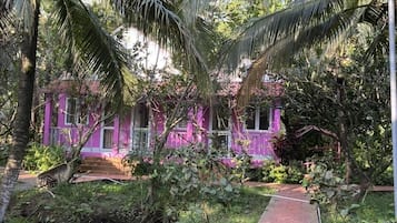 1 bedroom, desk, laptop workspace, free WiFi