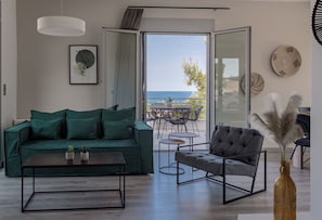 Deluxe Villa | Living area - Cavos Boutique Homes (Corinth)