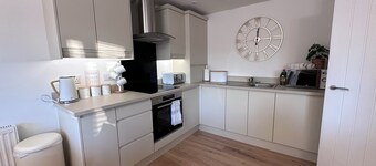 2 bed modern town house