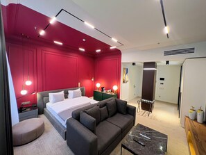 Deluxe Double Room | Minibar, in-room safe, desk, laptop workspace - Bentley Hotel Tashkent (Tashkent)