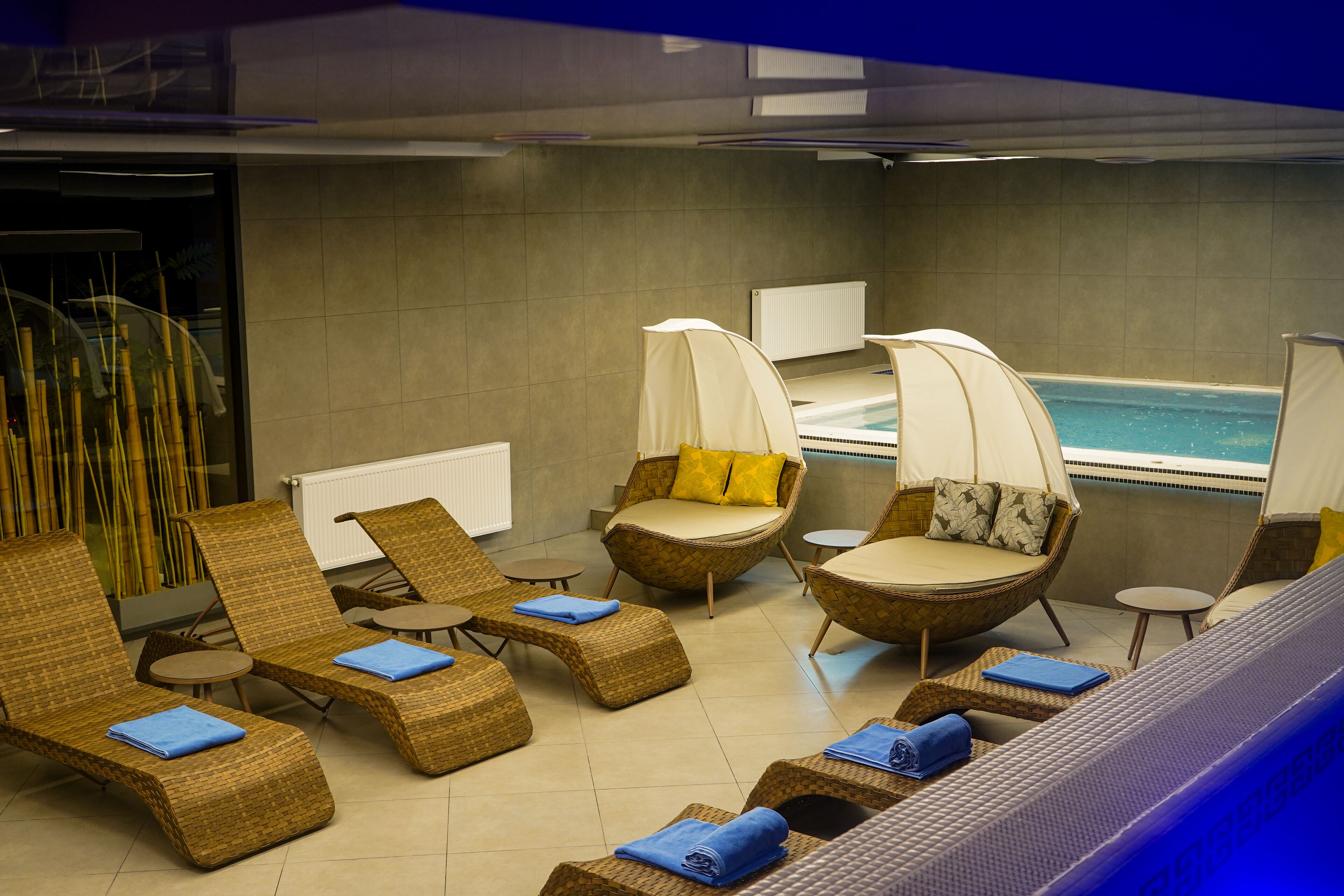 Una piscina techada