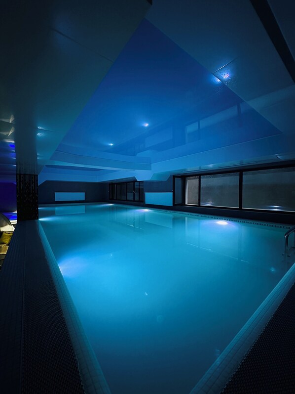 Piscine couverte