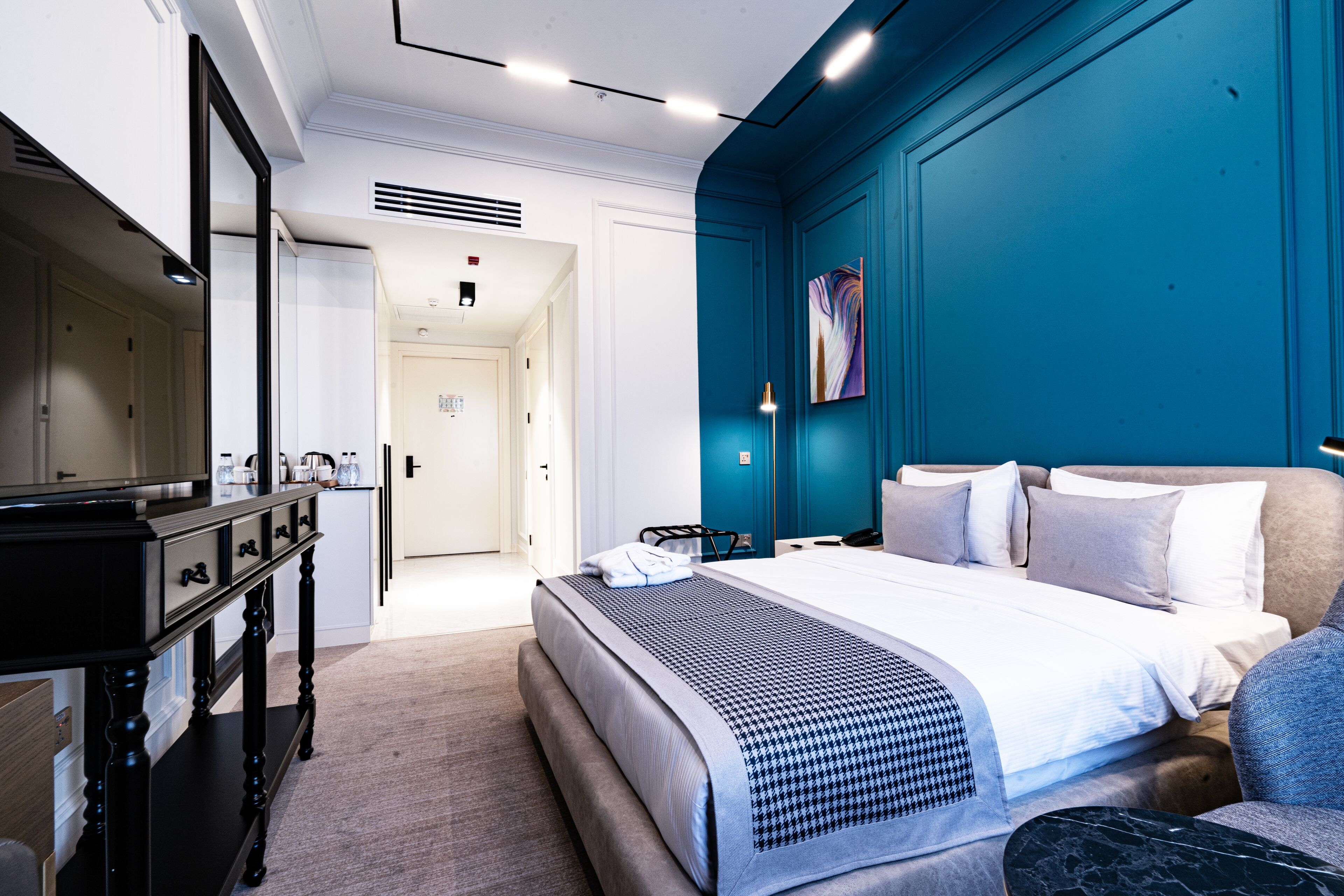 標準客房, 無障礙 | 迷你吧、客房內保險箱、書桌、筆電工作空間