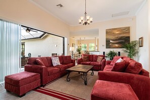 Living area - Spacious Briarwood home - heated pool/spa, outdoor dining, lake views, private office & 2 car garage (Naples)