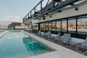 Outdoor pool - PlexiSpace (Athens)