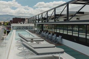 Outdoor pool - PlexiSpace (Athens)