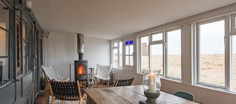 Little Sunray by Bloom Stays - sleeps 5 in 2 bedrooms