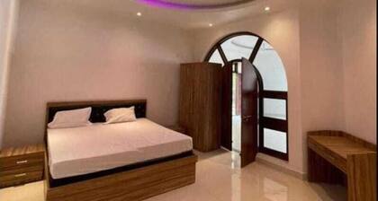 it is freely for living with her/his family and parking and room size is big.