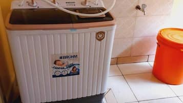 Exclusive Apartment | Laundry