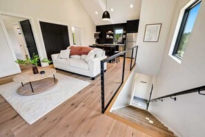 Smart TV, fireplace, offices