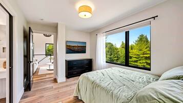 2 chambres, fer et planche Ă repasser, Wi-Fi gratuit, draps fournis