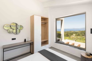 Villa Deluxe | 3 sovrum, mörkläggningsgardiner, strykjärn/strykbräda och gratis wi-fi