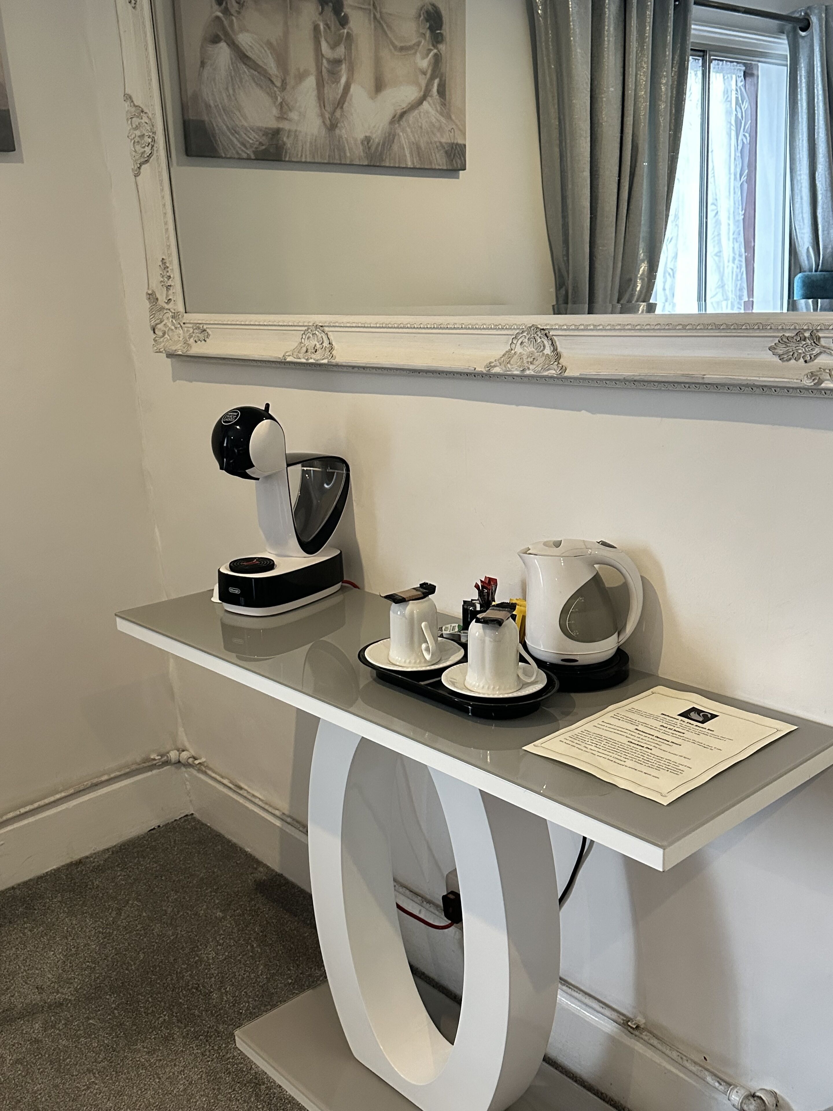 Superior-Zimmer | 1 Schlafzimmer, individuell eingerichtet, Bettwäsche