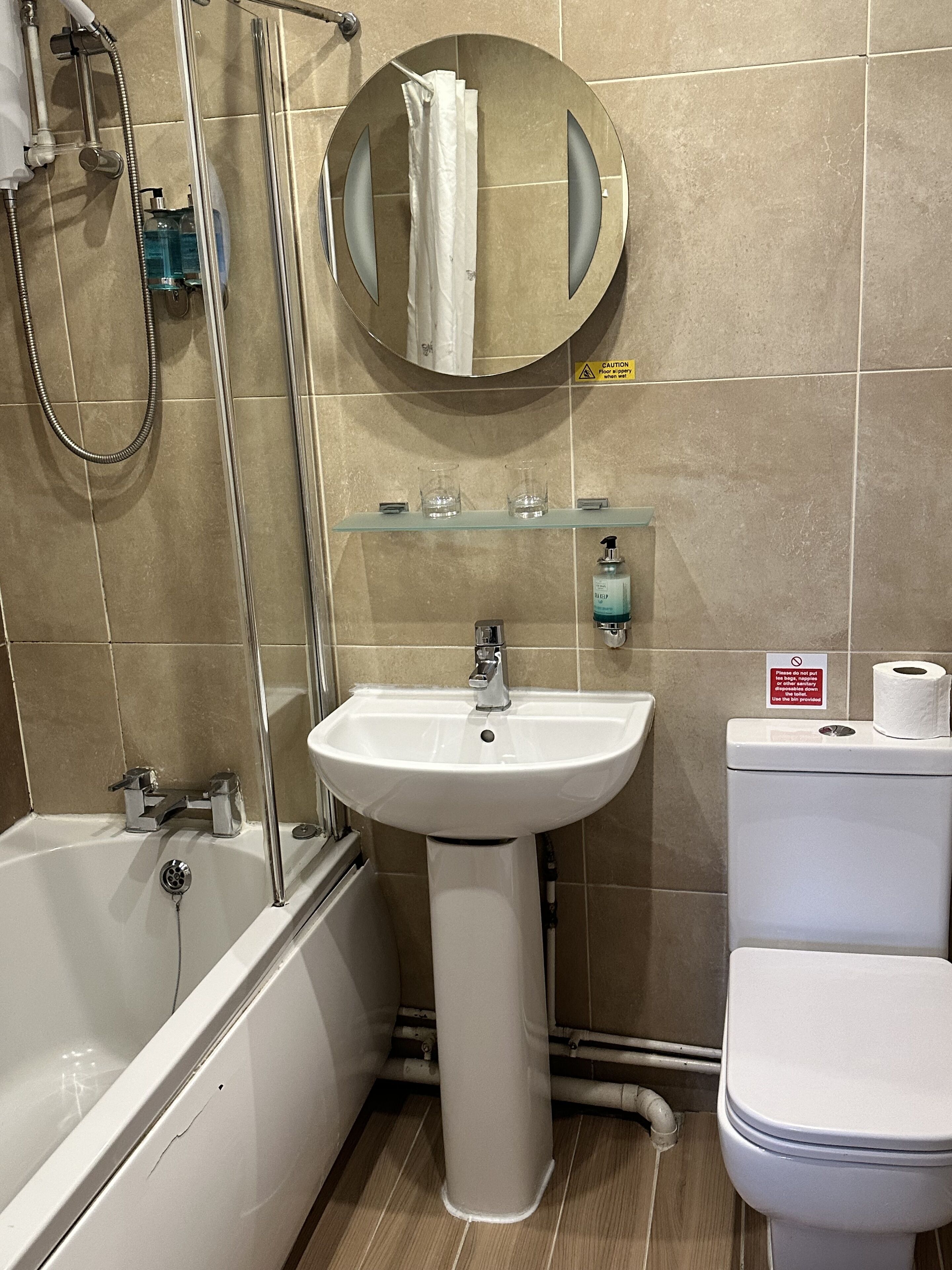 Standard Room | 1 bedroom, individually furnished, bed sheets
