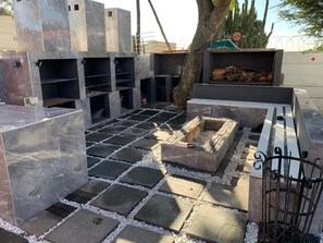 Property grounds - Semeni Asante Guesthouse (Johannesburg South)