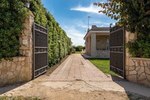 Front of property - Villa Bouganville by Wonderful Italy (Syracuse)