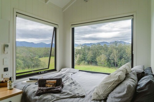 Tiny Nancy Summary:<br>H