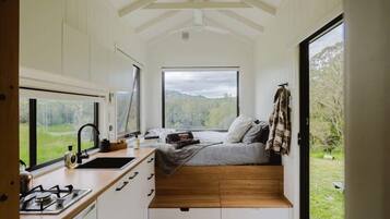 冰箱、炉灶、厨具/餐具