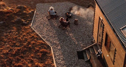 Tiny Elsie - Snowy Mountains