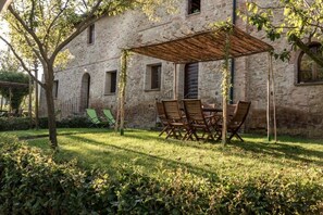 Outdoor dining - 5 MONTERIGGIONI - Ground Floor (Casole d'Elsa)