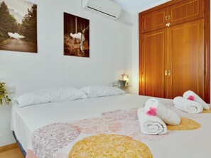 1 bedroom, iron/ironing board, WiFi, bed sheets - Imperial Puerto 3F- Terrace, Swimming Pool, 200m from the beach (Torremolinos)