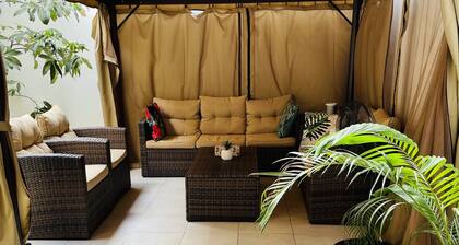 Villa Haut Standing de 290m2 Avec Piscine - Abidjan Abatta