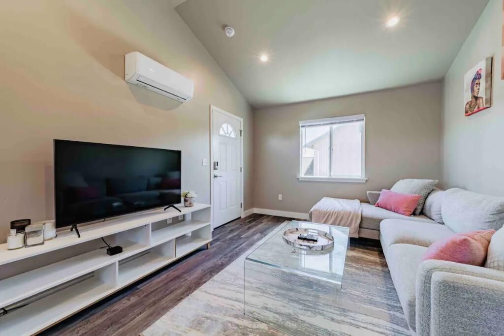 Serene Oasis Suite