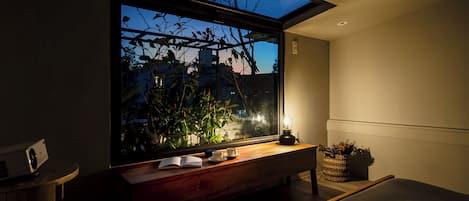 Studio – city, 1 queensize-seng, kjøkken, byutsikt | Minibar (inkludert), lydisolert, strykejern/-brett og wi-fi (inkludert)