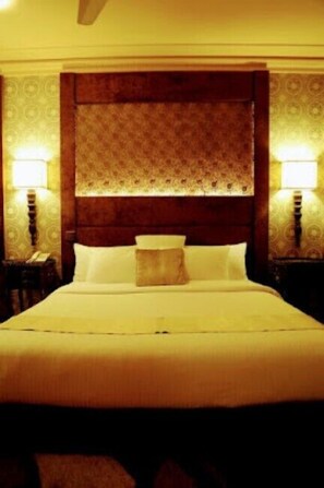 Sistema de insonorización, tabla de planchar con plancha y wifi gratis 