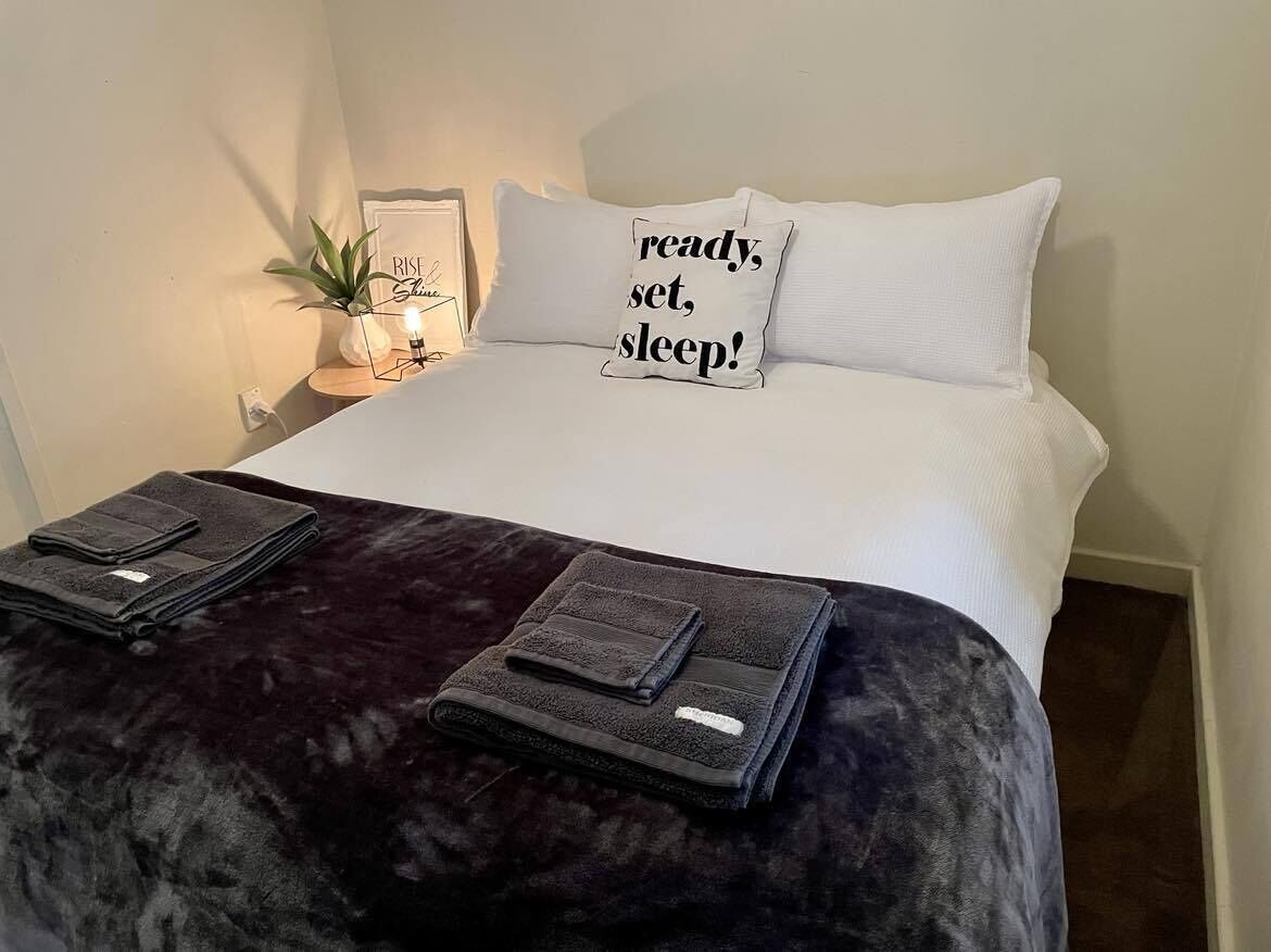 3 bedrooms, iron/ironing board, travel cot, free WiFi