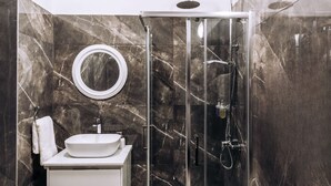 Luxury Apartment | Bathroom - Phaedrus Living Harmony Seaview Flat (Paphos)