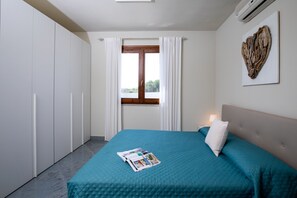 3 chambres, fer et planche à repasser, Wi-Fi gratuit, draps fournis