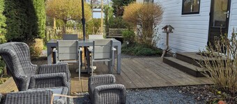 A beautiful vintage chalet with a beautiful garden and plenty of privacy.