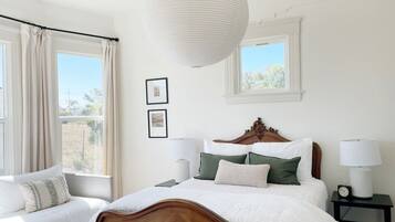 2 bedrooms, iron/ironing board, travel crib, free WiFi