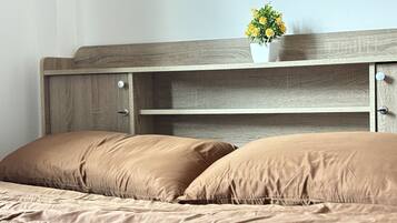 3 bedrooms, iron/ironing board, WiFi