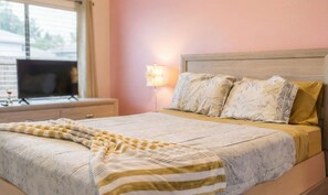 3 habitaciones, tabla de planchar con plancha y wifi gratis