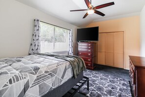 3 habitaciones, tabla de planchar con plancha y wifi gratis 