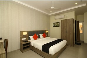 1 bedroom, soundproofing, free WiFi