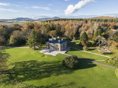 5 Star Country House ideally located for world class Scottish golf courses