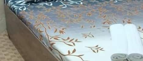 Chambre Double Deluxe | Fer et planche Ă repasser, Wi-Fi gratuit