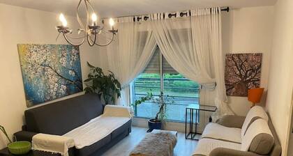 Hays and Galia's apartment