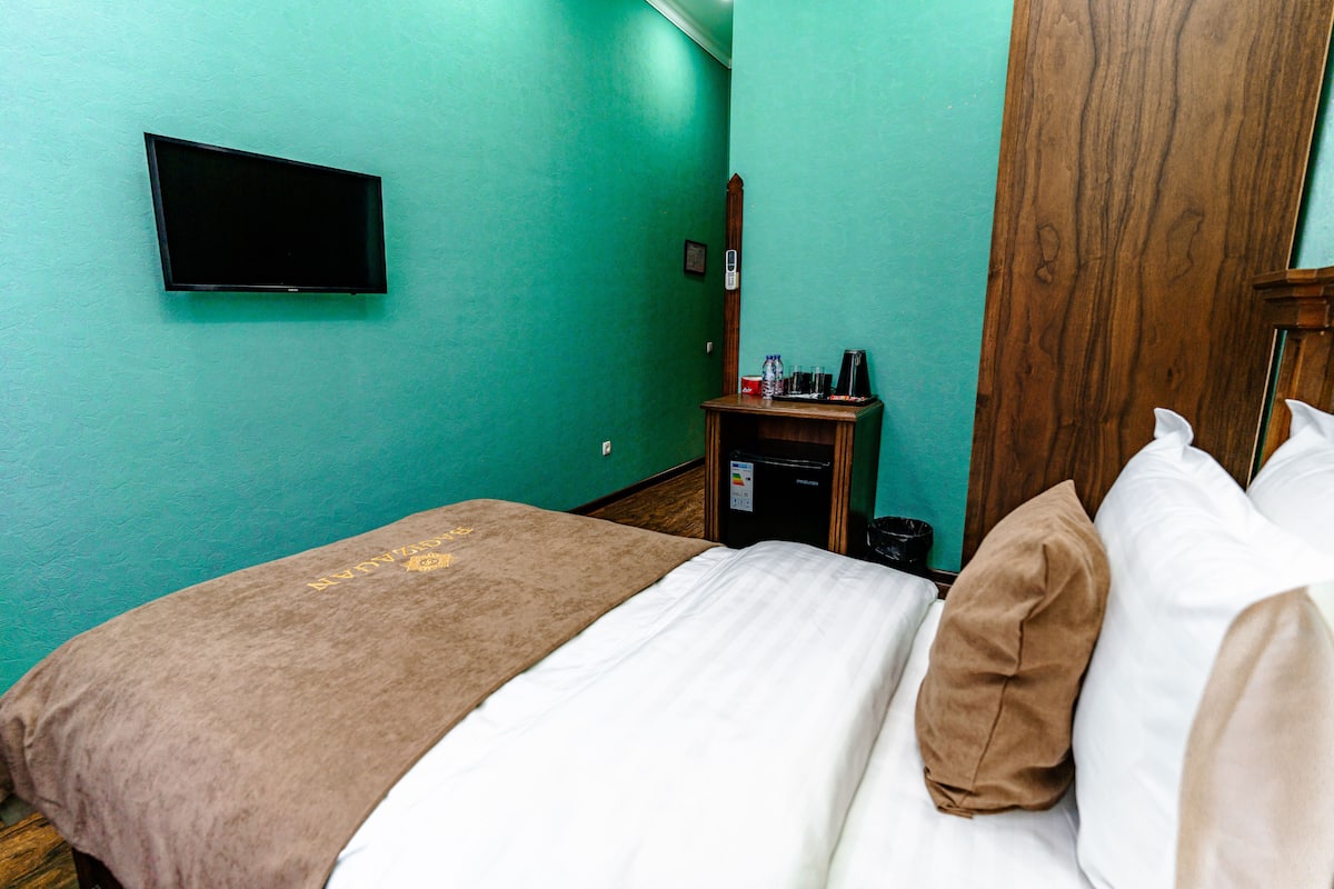 Classic Room | Desk, laptop workspace, soundproofing, iron/ironing board
