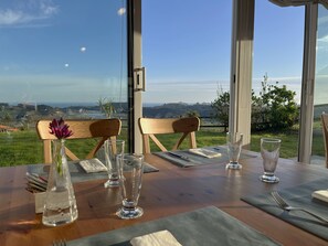 Daily buffet breakfast (EUR 18 per person) - Hotel Mirador del Sella (Ribadesella)