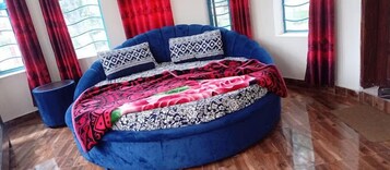 Sistema de insonorización, tabla de planchar con plancha y wifi gratis