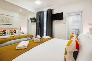 1 bedroom, iron/ironing board, travel cot, free WiFi