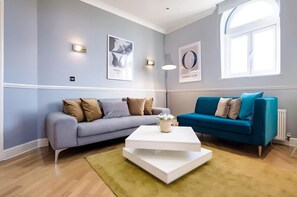 Smart TV - The Penthouse: Soho Most Beautiful View (Greater London)