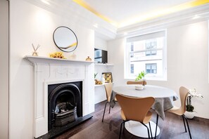 Dining - Central Flat in Covent Garden (Greater London)