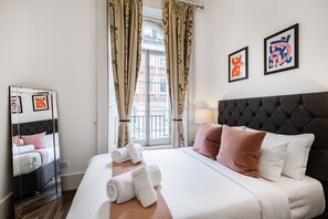 3 bedrooms, iron/ironing board, travel cot, free WiFi